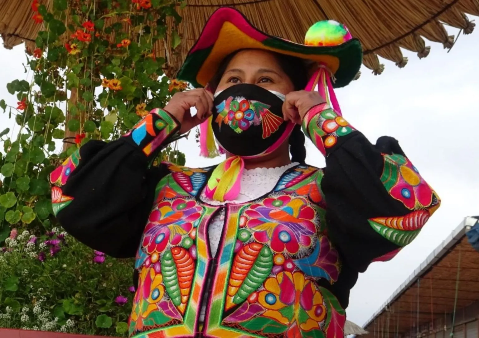 Detalle de la artesanía de las mujeres Aymaras Detalle de la artesanía de las mujeres Aymaras
